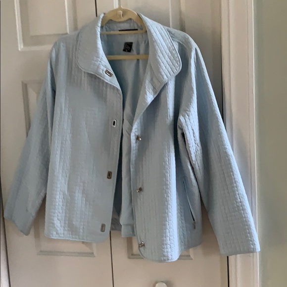 Jacket - Picture 1 of 4